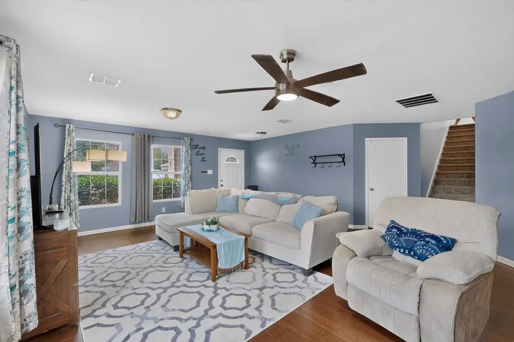 1333 Lauren Drive Burleson TX 76028