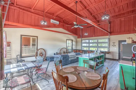 2302 Cr 360 Merkel TX 79536