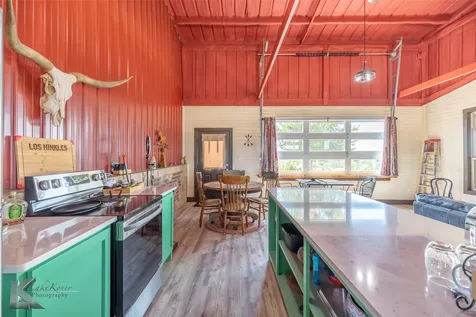 2302 Cr 360 Merkel TX 79536