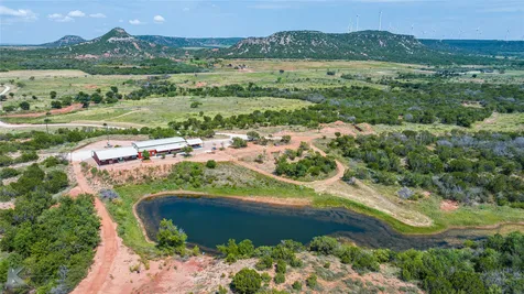 2302 Cr 360 Merkel TX 79536