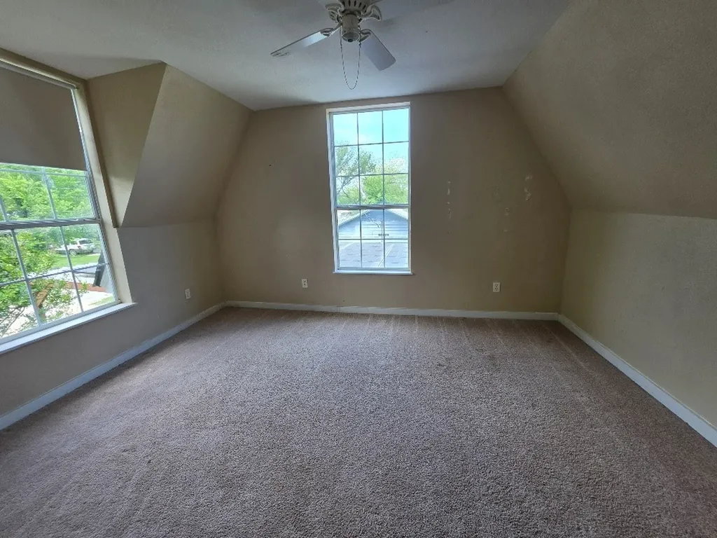 515 N Bosque Street Meridian TX 76665