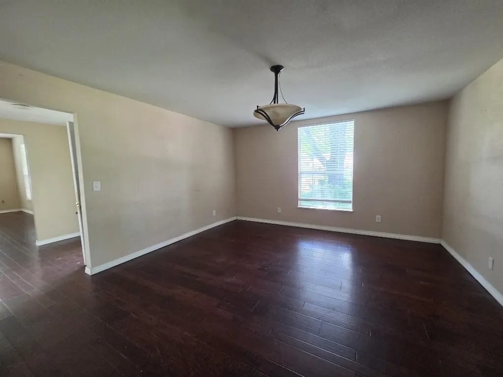 515 N Bosque Street Meridian TX 76665