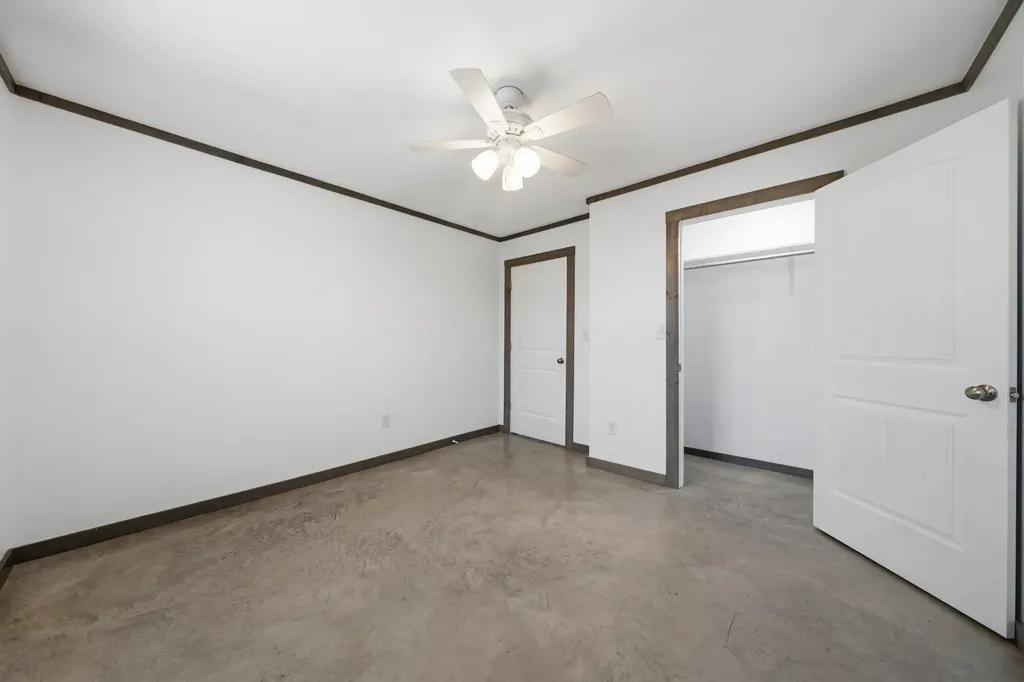 321 Avenue B Walnut Springs TX 76690