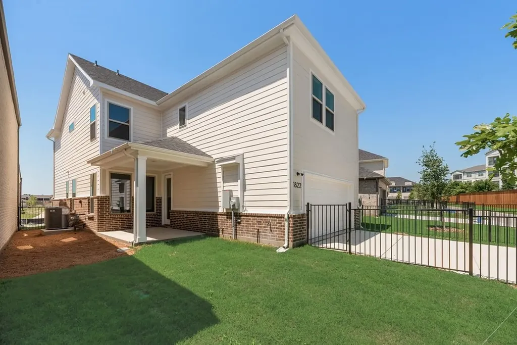 1822 Waterwalk Drive Rowlett TX 75088