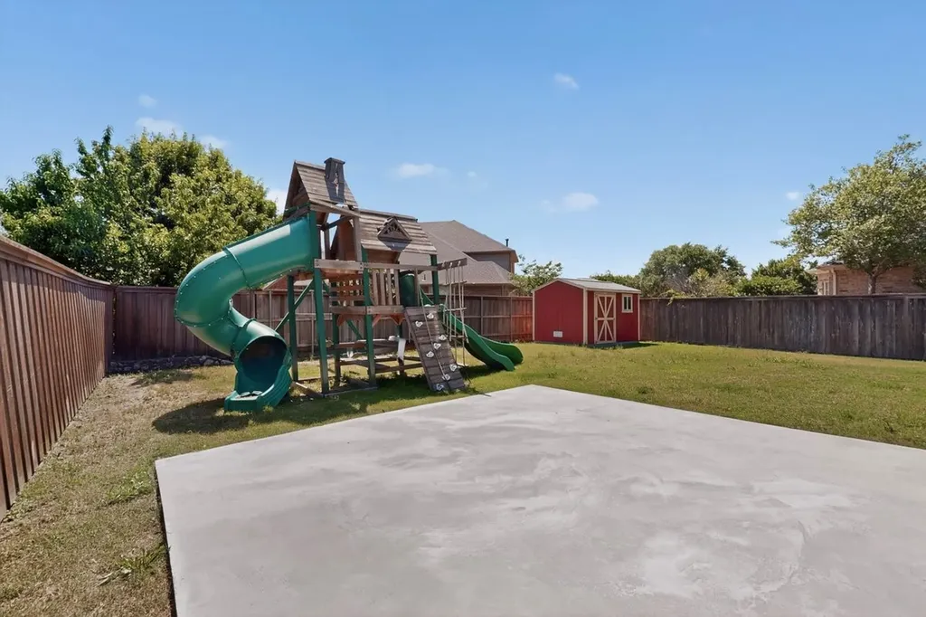 8613 Russell Drive Rowlett TX 75089