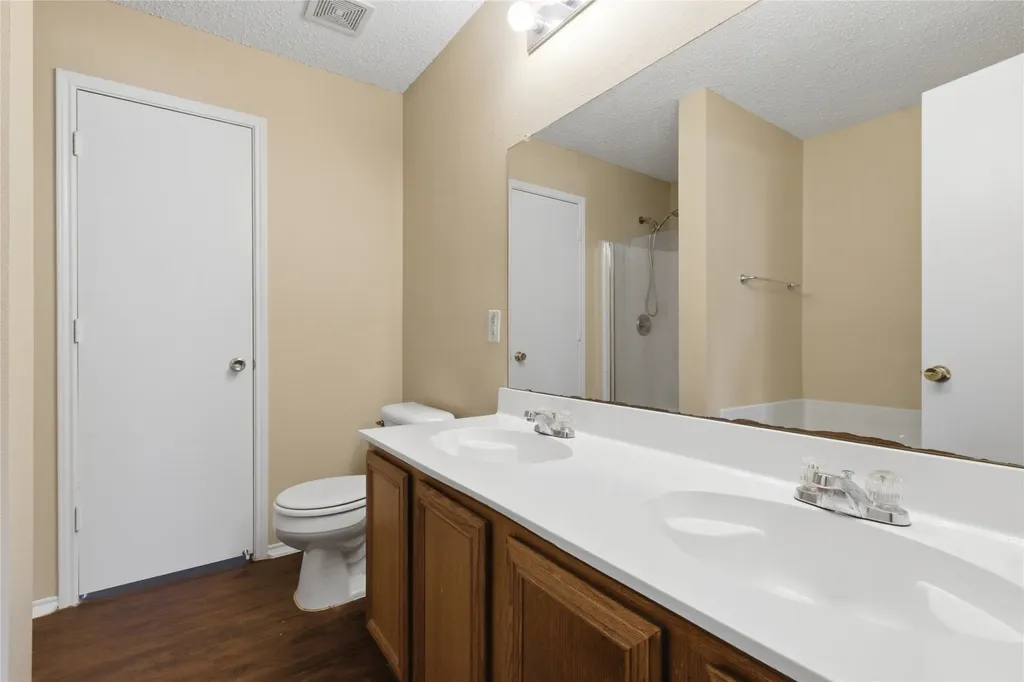 652 Lowe Drive Cedar Hill TX 75104