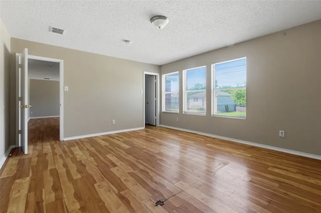 652 Lowe Drive Cedar Hill TX 75104