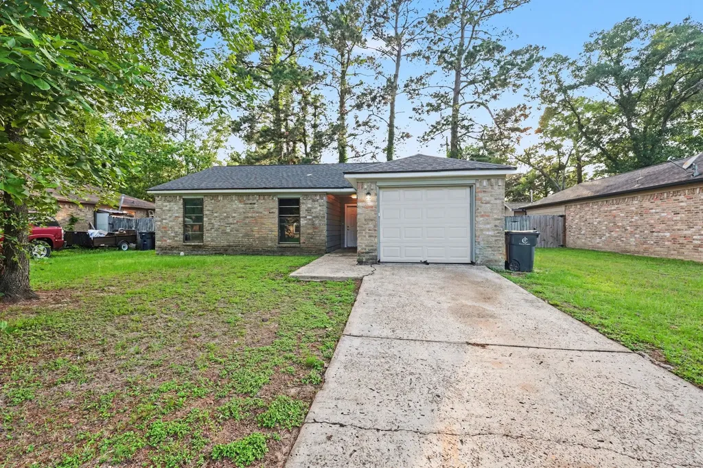 1321 N 7th Street Conroe TX 77301