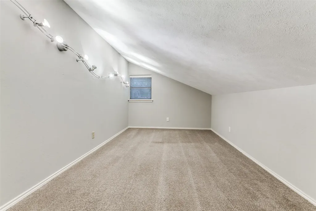 1802 Auburn Drive Richardson TX 75081