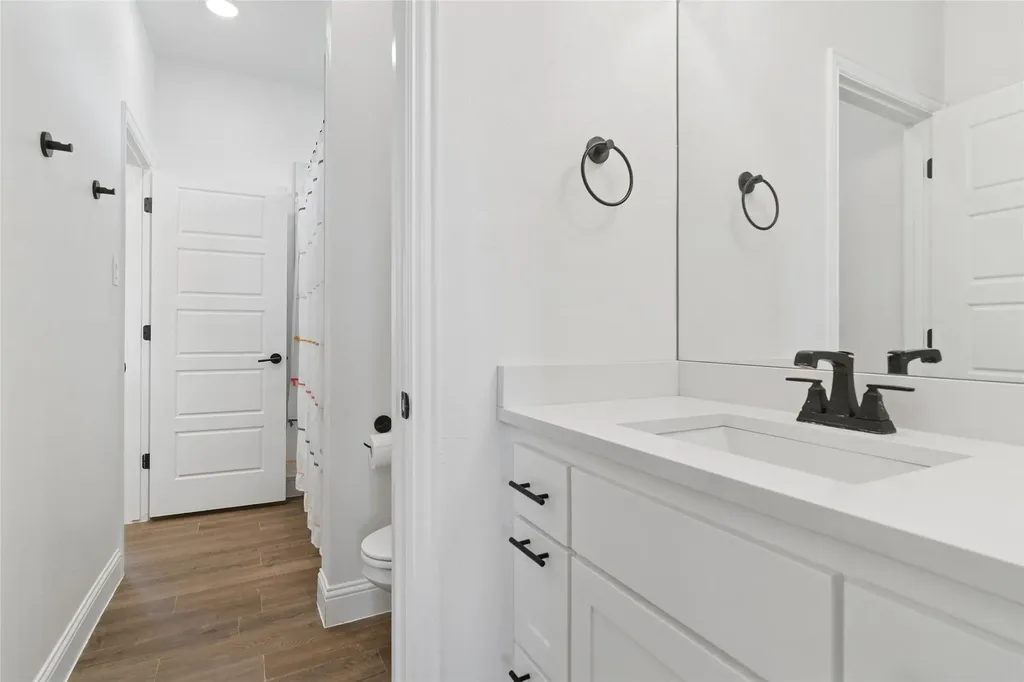 587 Old Agnes Road Weatherford TX 76088