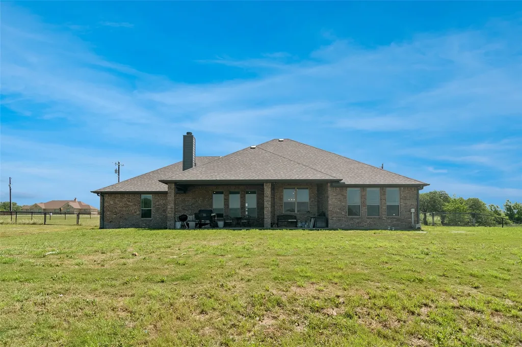 587 Old Agnes Road Weatherford TX 76088