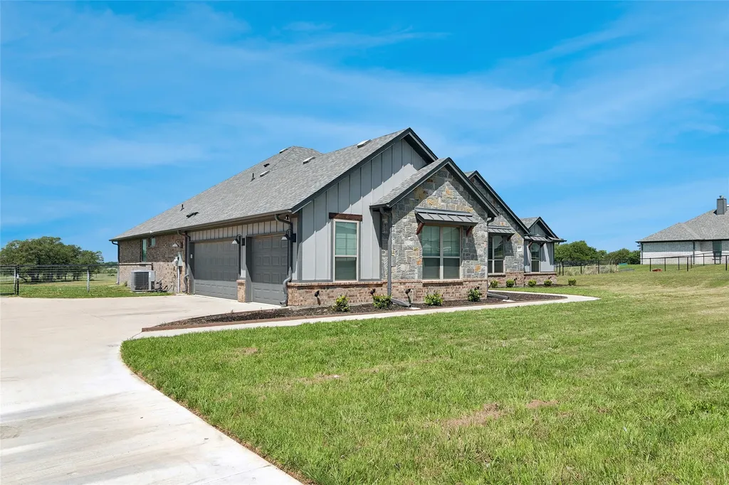 587 Old Agnes Road Weatherford TX 76088