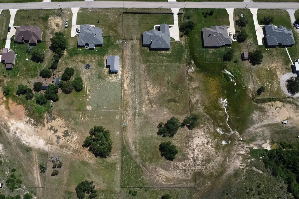 587 Old Agnes Road Weatherford TX 76088
