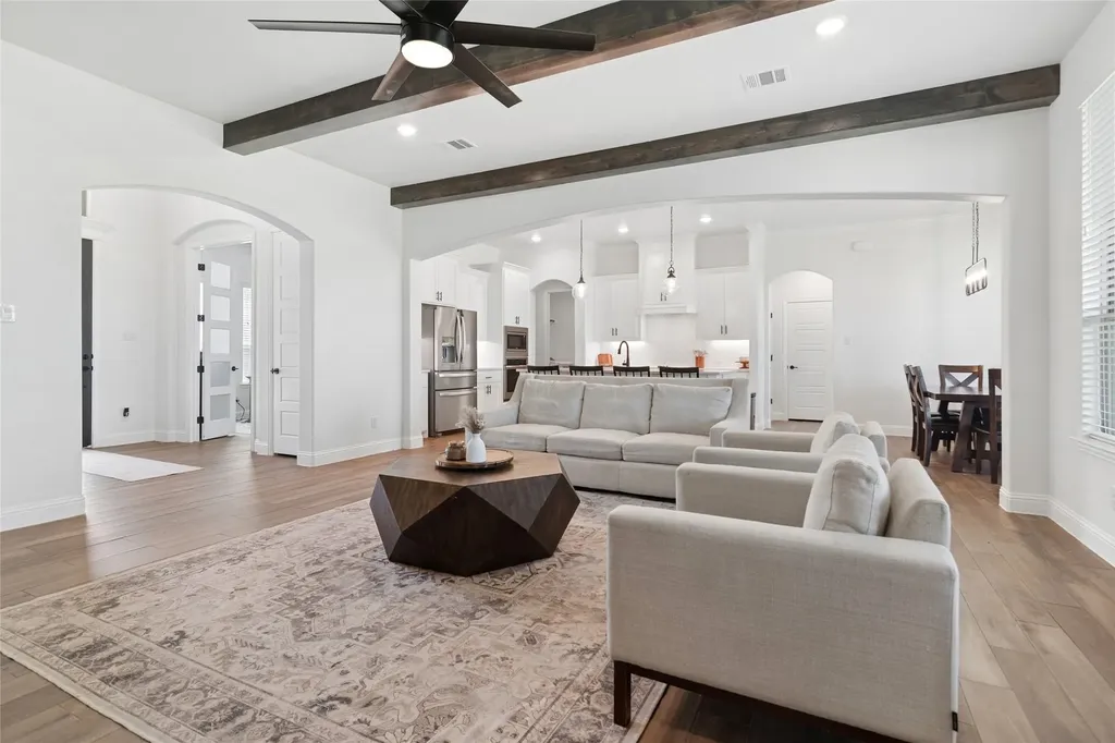 587 Old Agnes Road Weatherford TX 76088