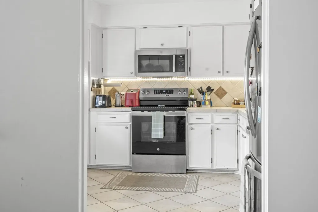 10548 Stone Canyon Road Dallas TX 75230