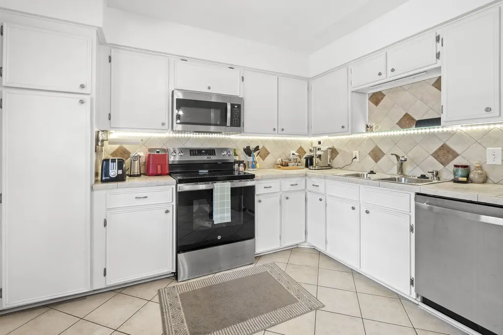 10548 Stone Canyon Road Dallas TX 75230