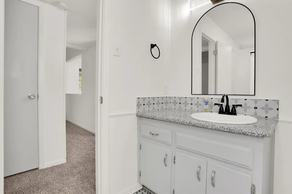 800 Glen Key Street Denison TX 75020