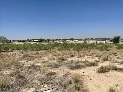 1711 N Redondo Avenue Odessa TX 79763