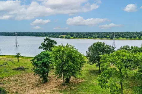 361 Private Road 7327 Emory TX 75440