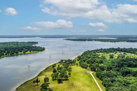 371 Private Road 7327 Emory TX 75440