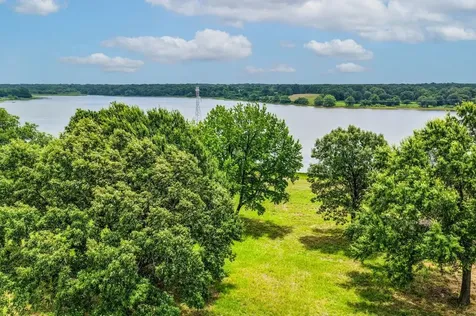 371 Private Road 7327 Emory TX 75440