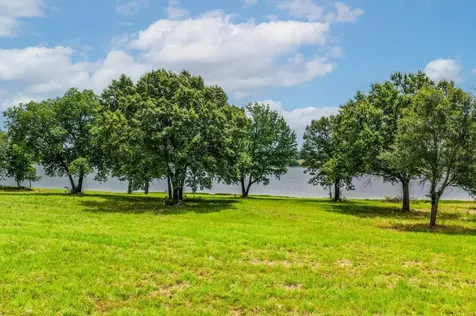 371 Private Road 7327 Emory TX 75440