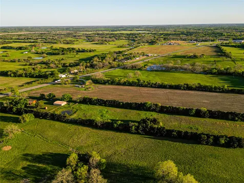 000 S Hwy 121 Highway Bonham TX 75418