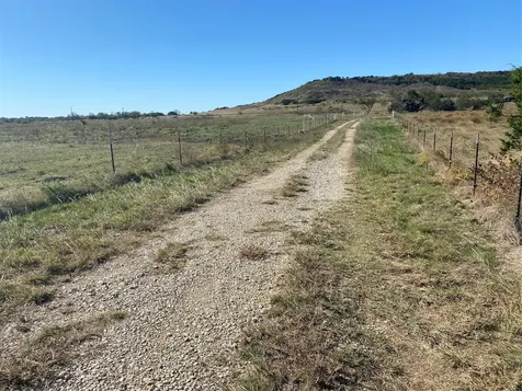2423 N State Highway 16 Strawn TX 76475