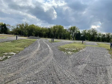 2141 Highway 64 Ladonia TX 75449