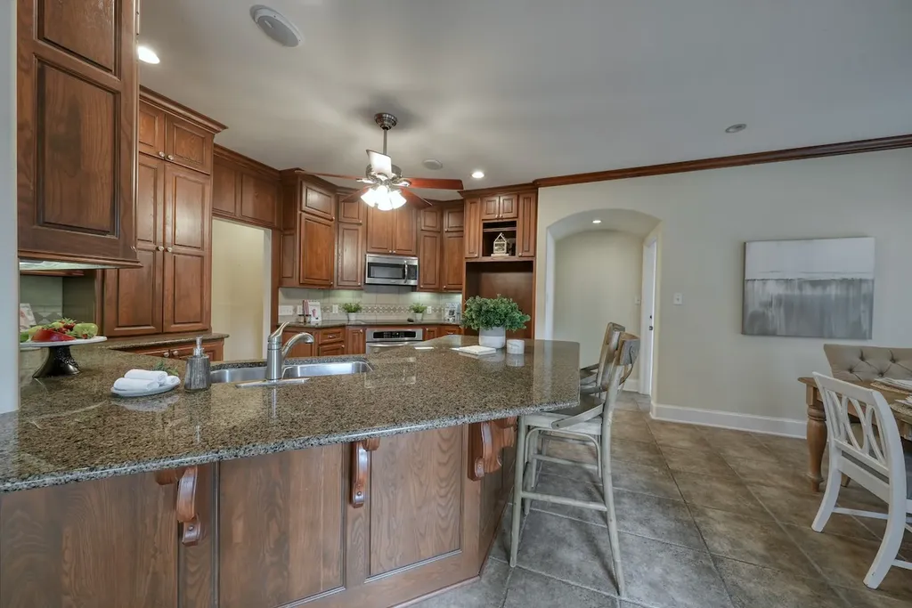 521 Hideaway Lane Central Hideaway TX 75771