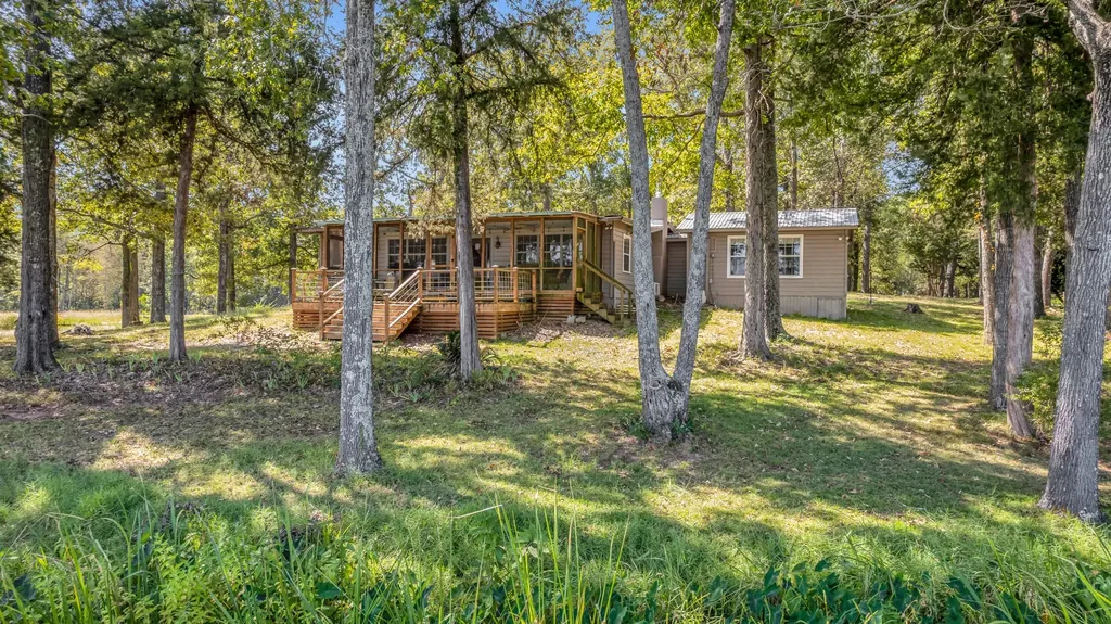895 Fm 3288 E Jacksonville TX 75766