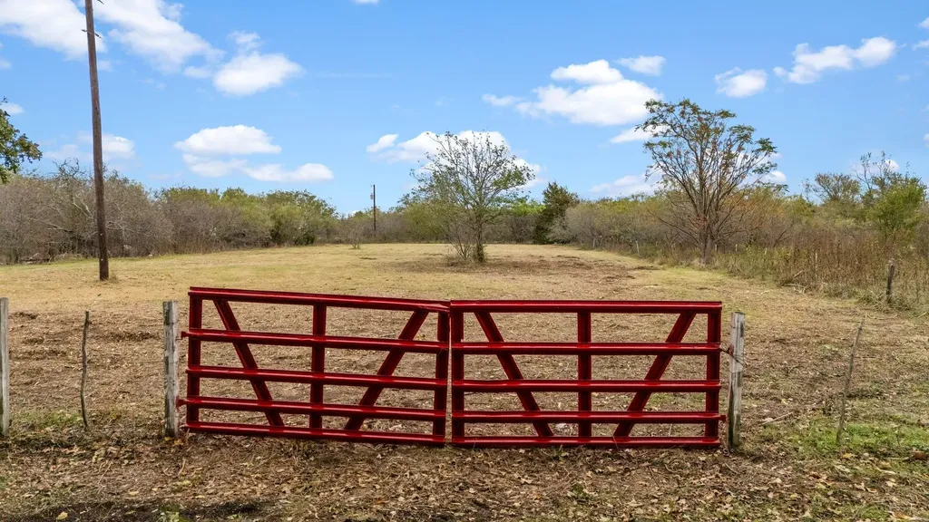 870 Wagoner Road Waco TX 76705