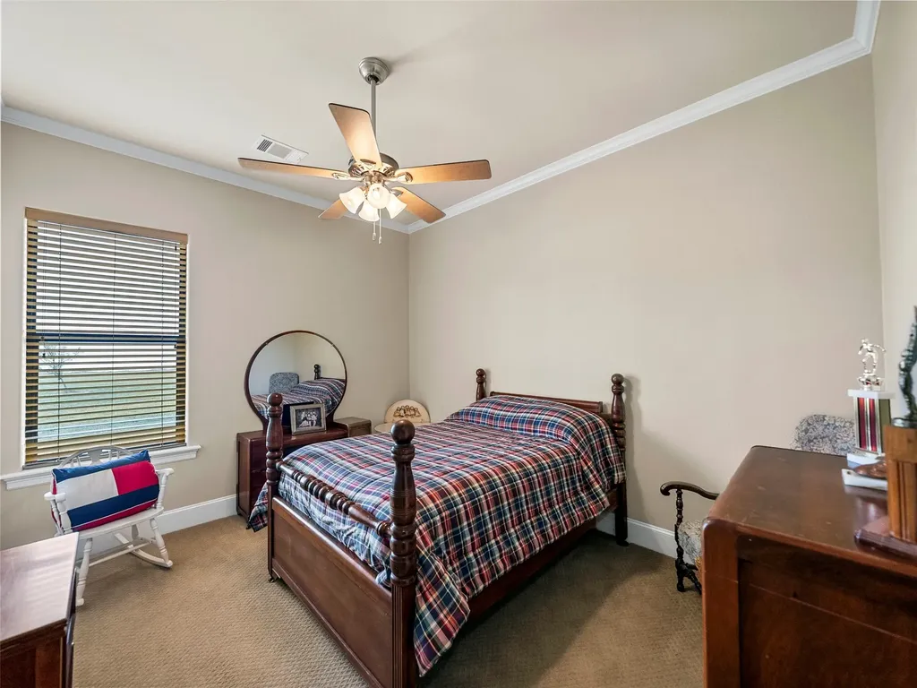 453 Tower Road Valley View TX 76272