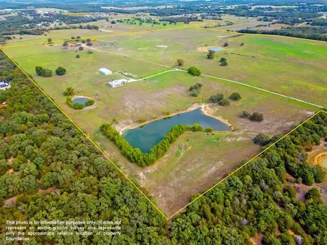 453 Tower Road Valley View TX 76272