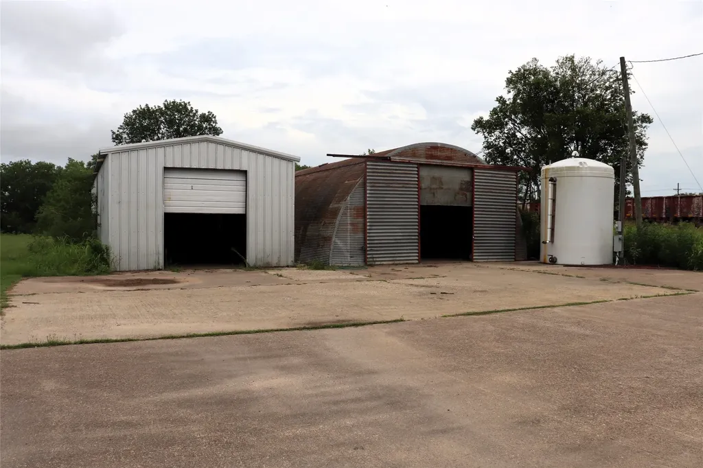 86 Fm 770 Liberty TX 77575