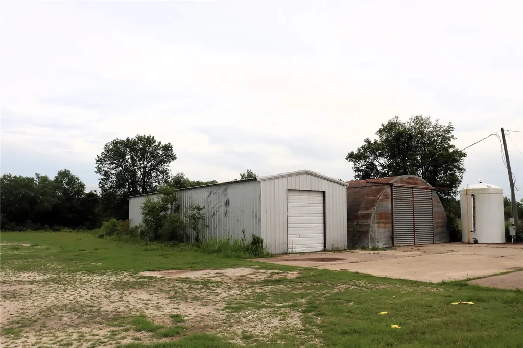 86 Fm 770 Liberty TX 77575