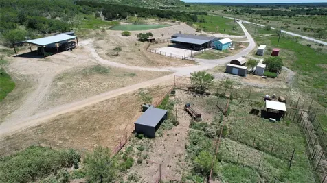 464 Upper Brad Road Strawn TX 76475