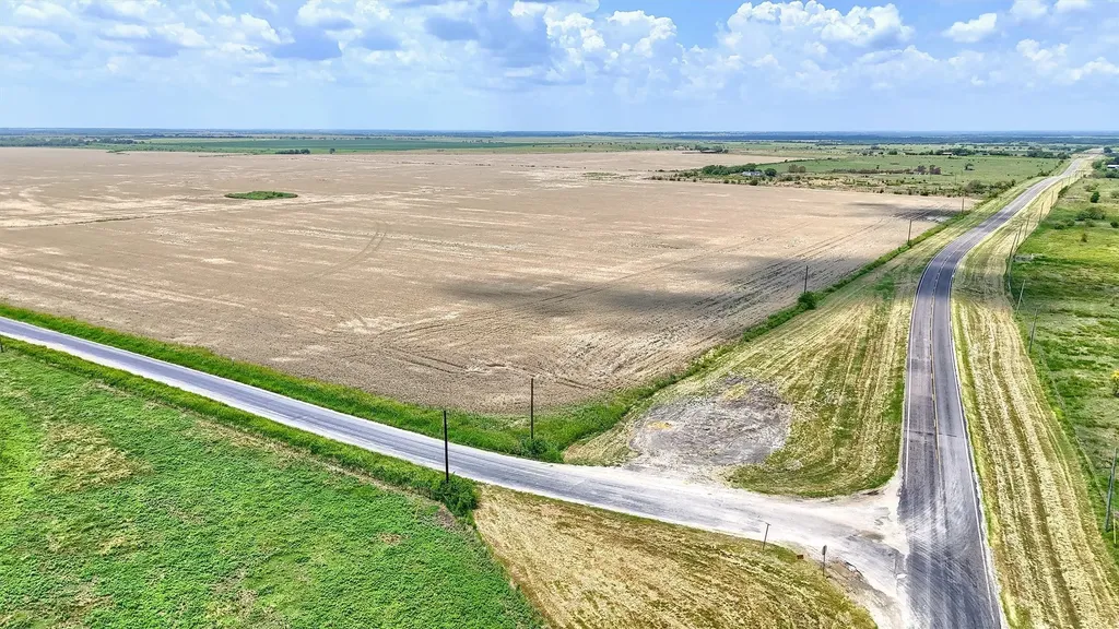 115 Ac Fm 902 & Wall Street Gunter TX 76258