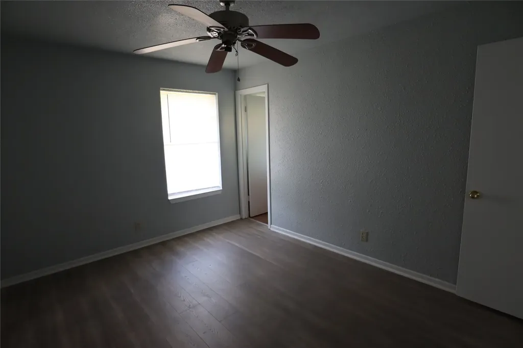 1223 Meadowbrook Street Ranger TX 76470