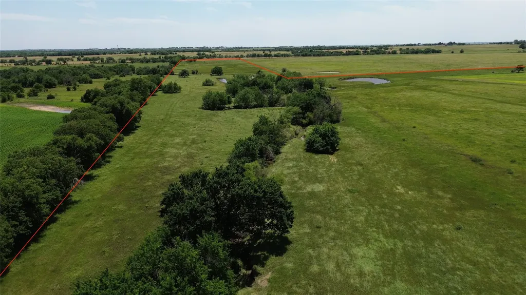 000 County Road 366 Era TX 76238