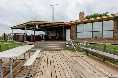 199 Willingham Loop Seymour TX 76380