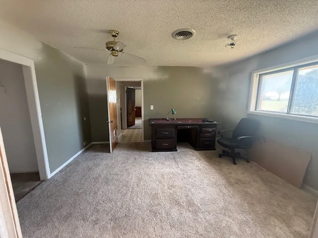 909 Railroad Street Rochester TX 79544