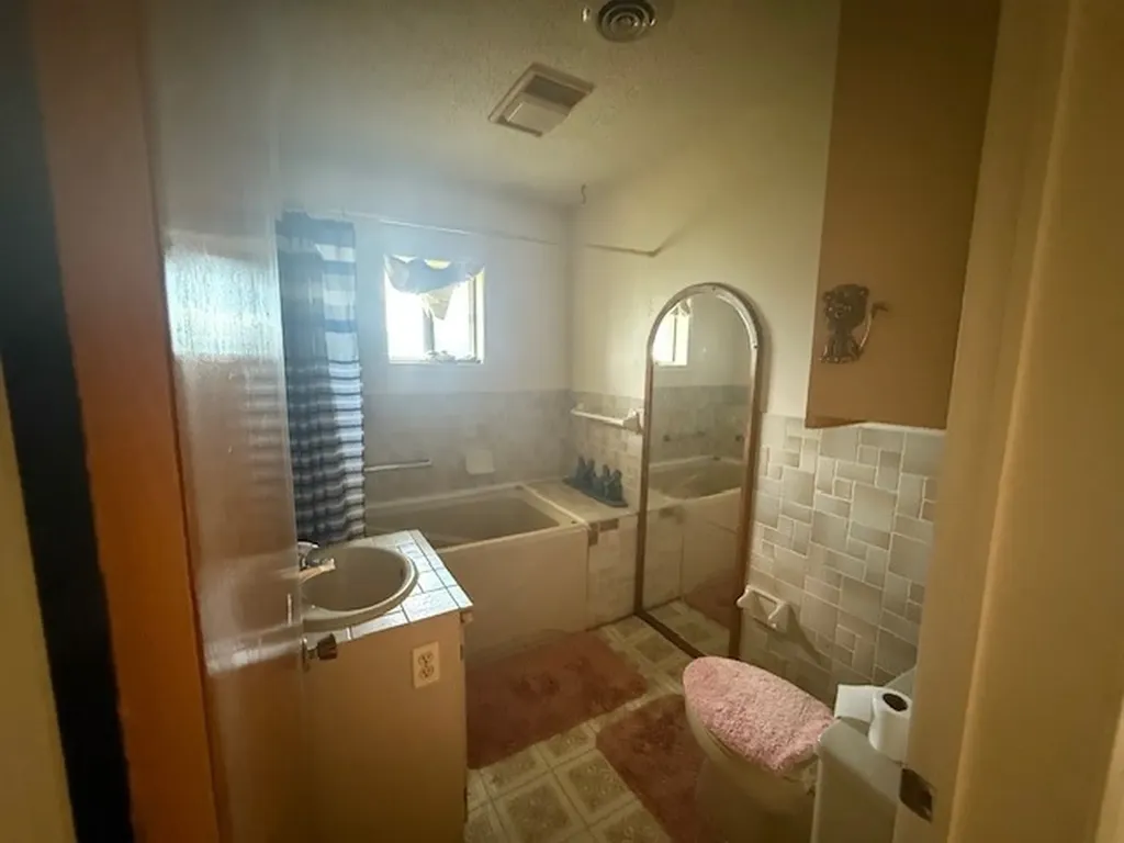 909 Railroad Street Rochester TX 79544