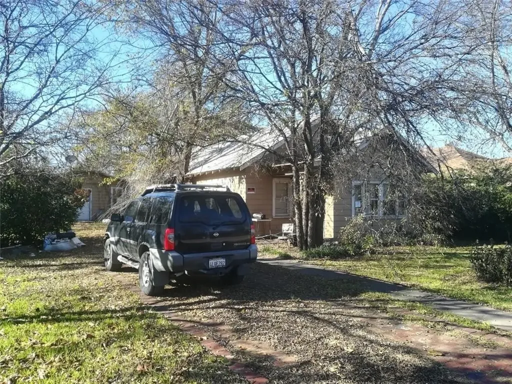 457 W Main Street Ranger TX 76470