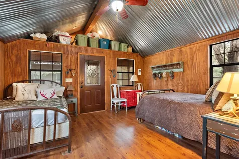 7807 Tx-6 Clifton TX 76634