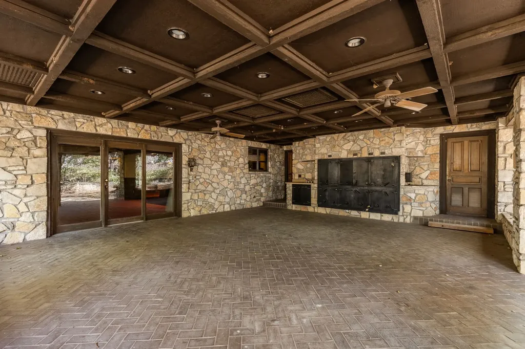 1602 Cedar Avenue Megargel TX 76370
