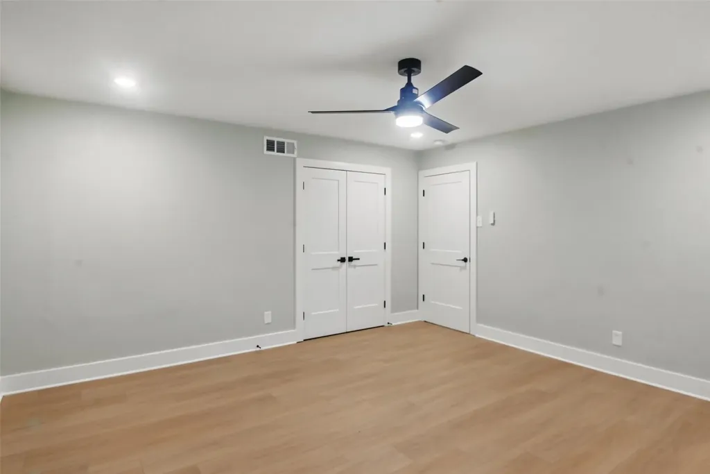 7716 La Risa Drive Dallas TX 75248