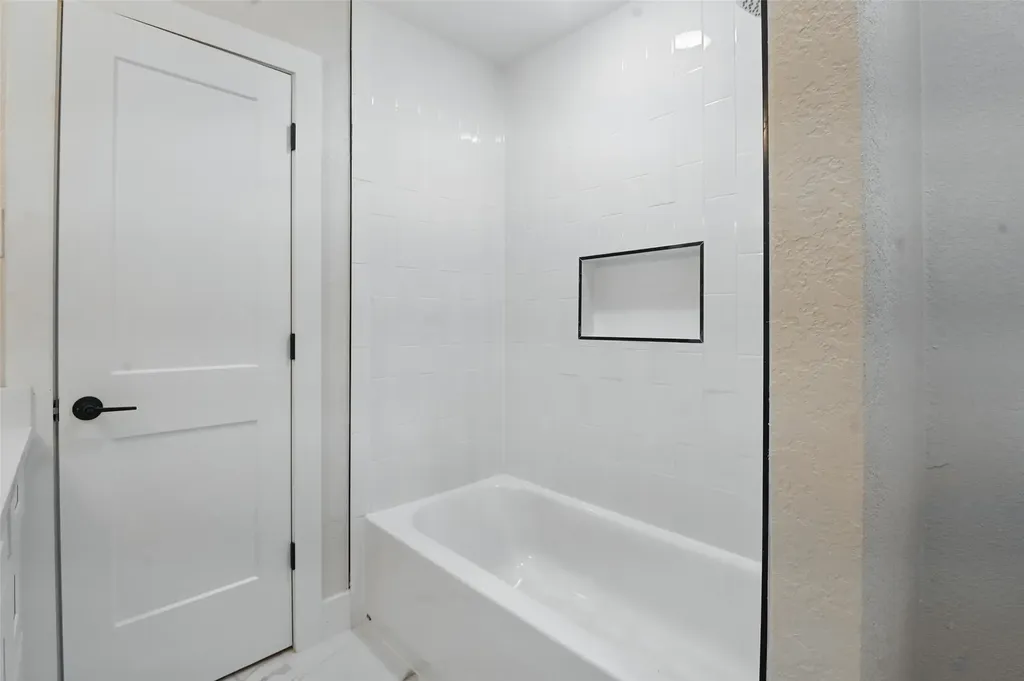 7716 La Risa Drive Dallas TX 75248