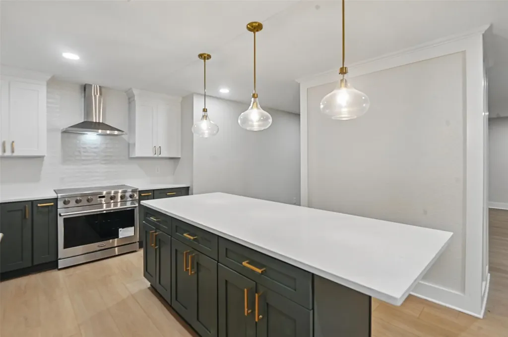 7716 La Risa Drive Dallas TX 75248