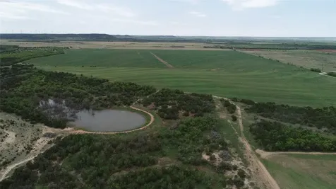 631 Cr 352 Merkel TX 79536